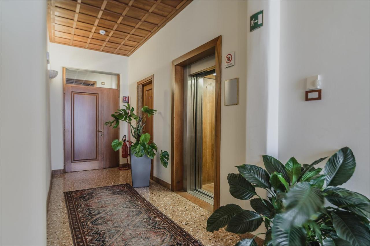 Le Camere Di Palazzo Bortolan Тревізо Екстер'єр фото