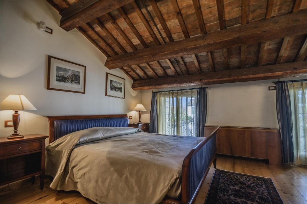 Le Camere Di Palazzo Bortolan Тревізо Екстер'єр фото